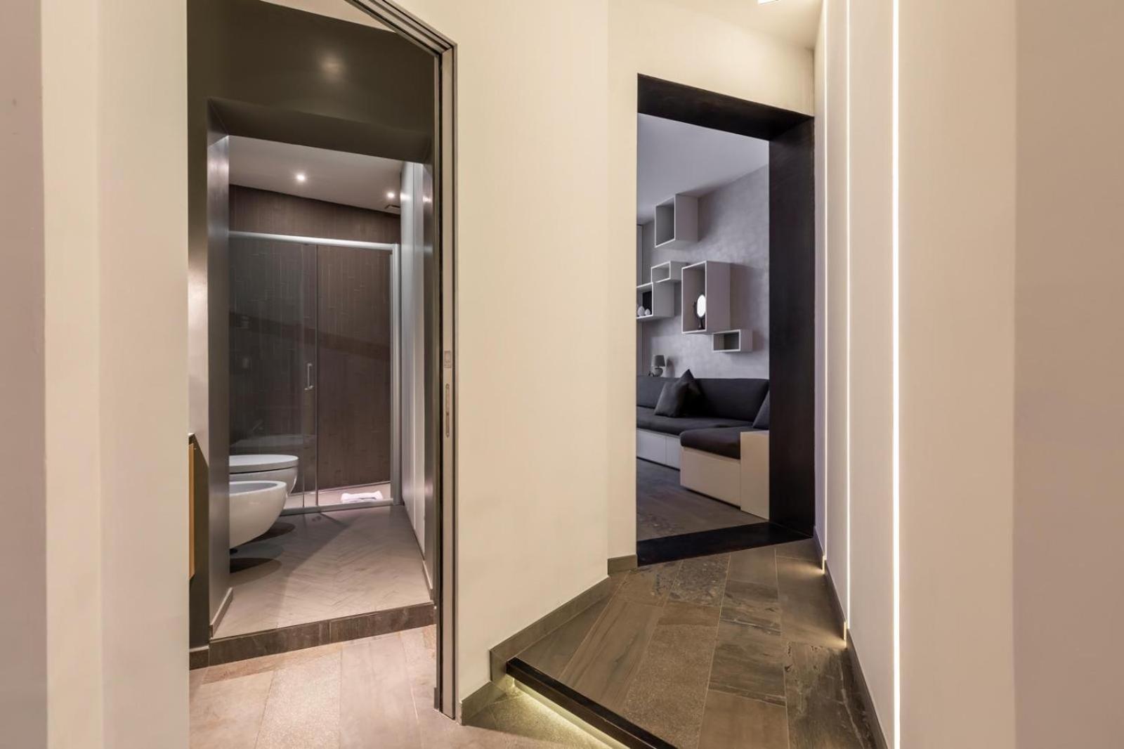 Luxury Design A Termini Apartment Rom